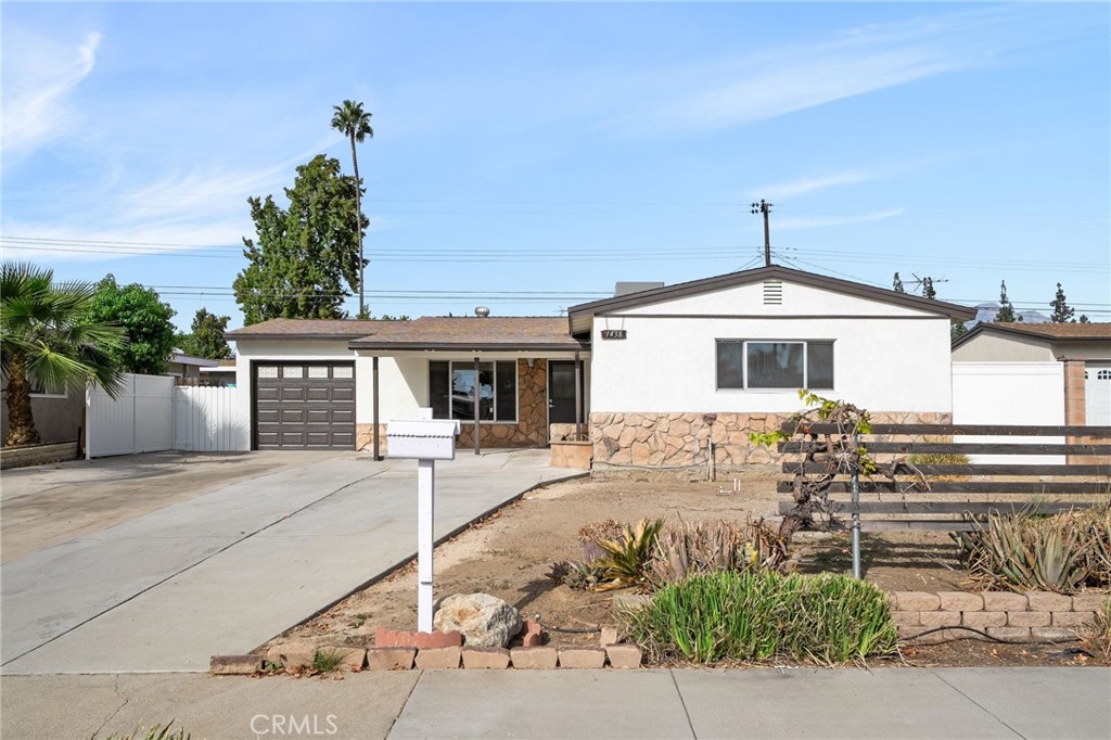 1438 W Flora Street | Similar Property Thumbnail