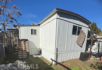 320 Schindler Street | Similar Property Thumbnail 4