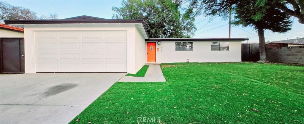 2540 W Picadilly Way | Similar Property Thumbnail 4