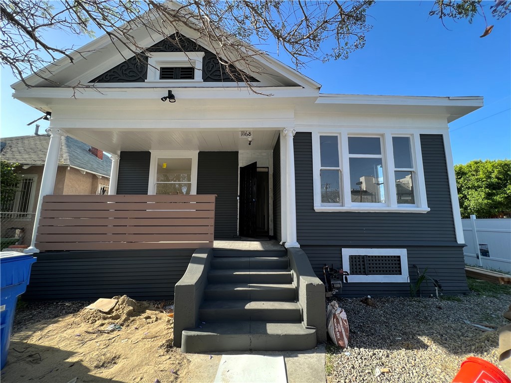 1168 W 35Th Street | Similar Property Thumbnail 1