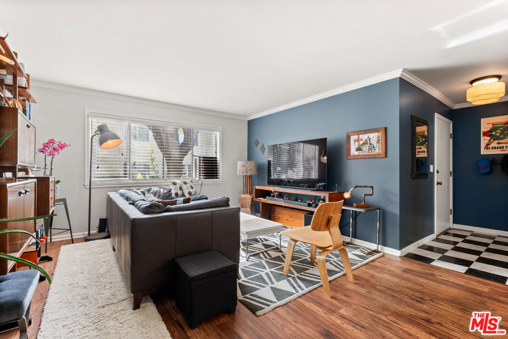 11813 Runnymede Street, #9 | Similar Property Thumbnail