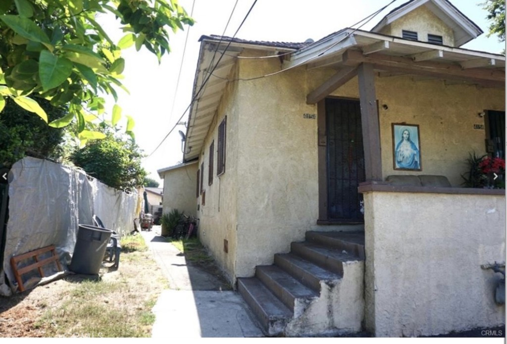 4154 Compton Avenue | Similar Property Thumbnail