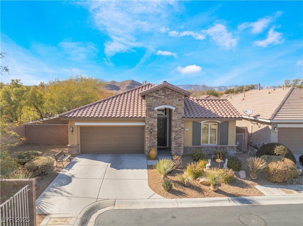 10397 Station Creek Circle | Similar Property Thumbnail 4