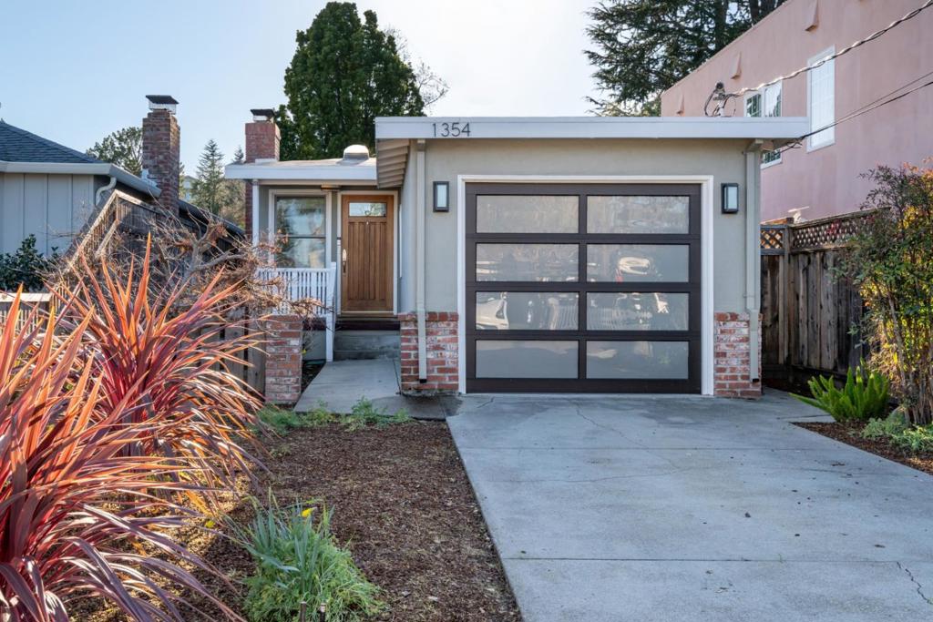 1354 Oakhurst Avenue | Similar Property Thumbnail