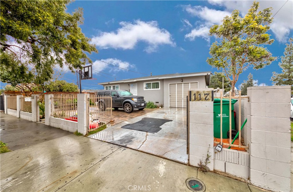 117 S Daisy Avenue | Similar Property Thumbnail