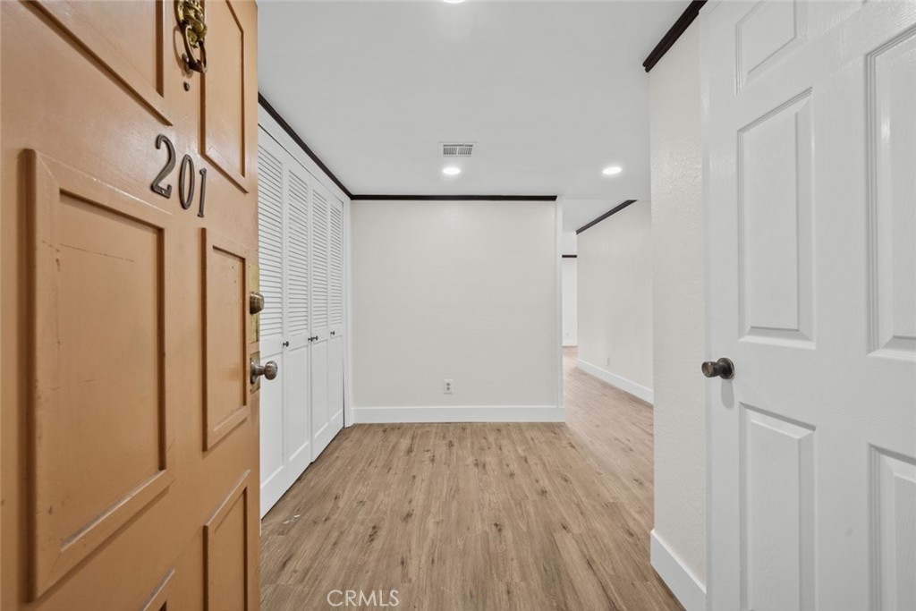 1745 Holly Drive, #201 | Similar Property Thumbnail