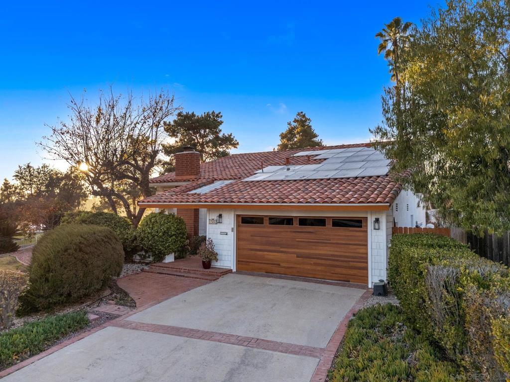 12462 Bodega Way | Similar Property Thumbnail 8