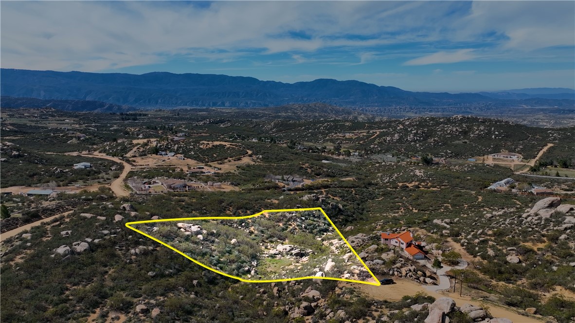 1031 Canyonside | Similar Property Thumbnail