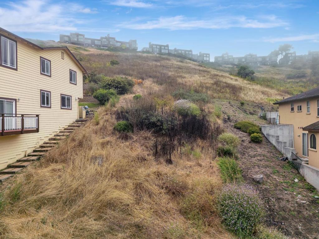 463 Farallon Avenue | Similar Property Thumbnail