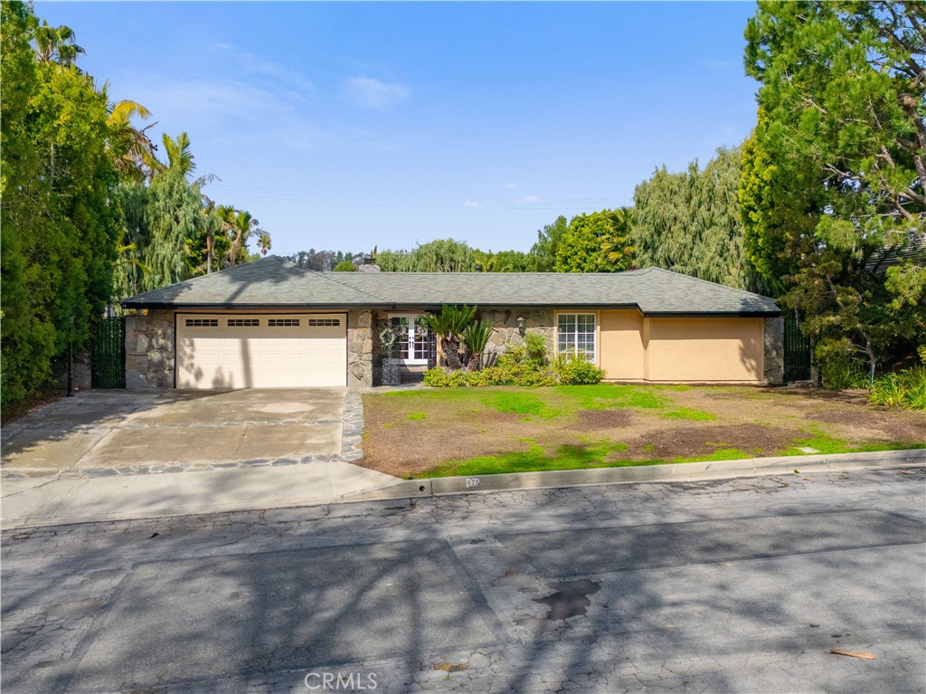 975 Verona Drive | Similar Property Thumbnail