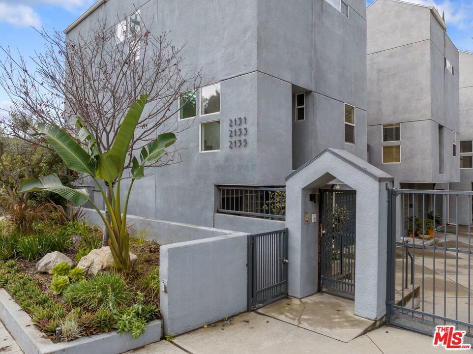 2131 Griffith Park Boulevard | Similar Property Thumbnail