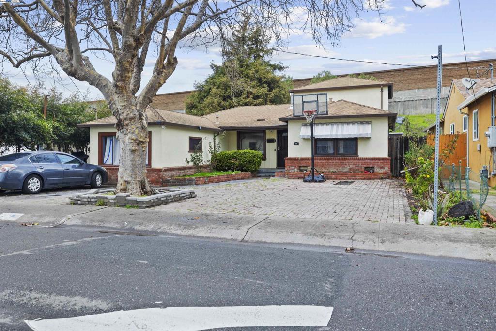 256 Ano Ave | Similar Property Thumbnail