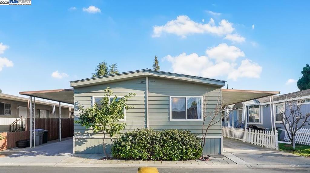 2151 Oakland Rd | Similar Property Thumbnail