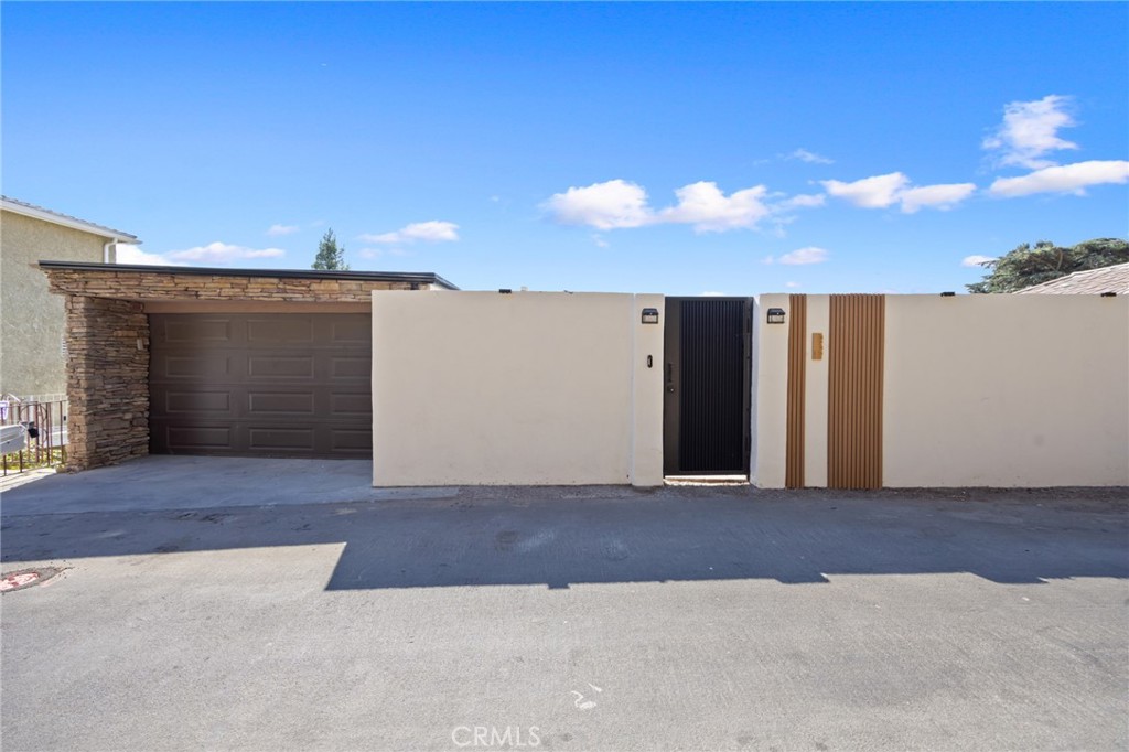 3233 Tareco Drive | Similar Property Thumbnail 8