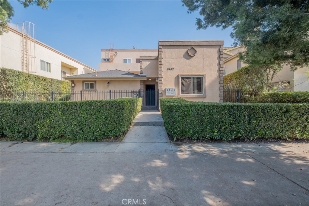 6452 Woodley Avenue, Van Nuys, CA 91406