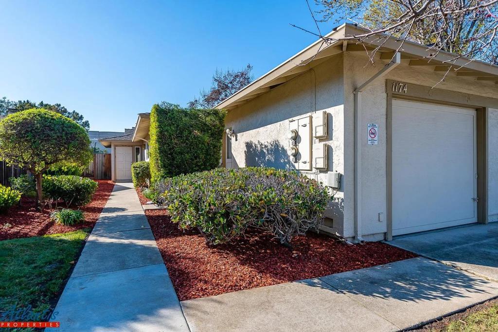 11741176 W Olive Avenue | Similar Property Thumbnail