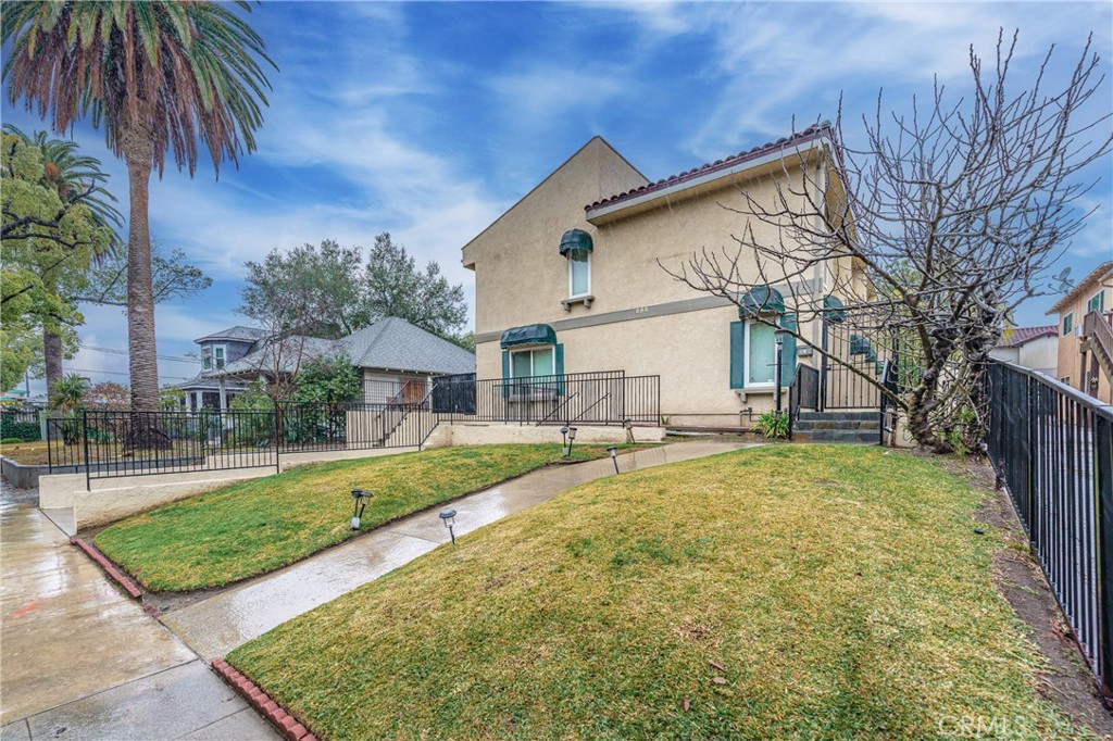 253 N Mar Vista Avenue, #3 | Similar Property Thumbnail