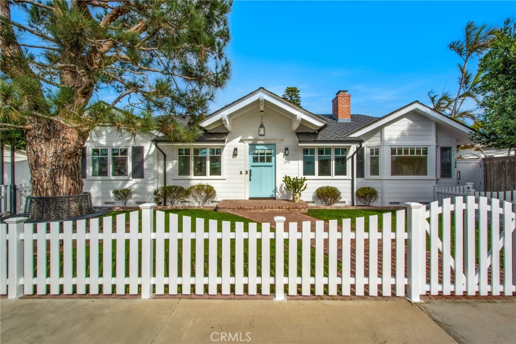 190 Costa Mesa Street | Similar Property Thumbnail 6