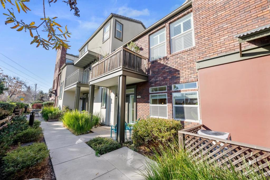 839 Gaspar Vista | Similar Property Thumbnail