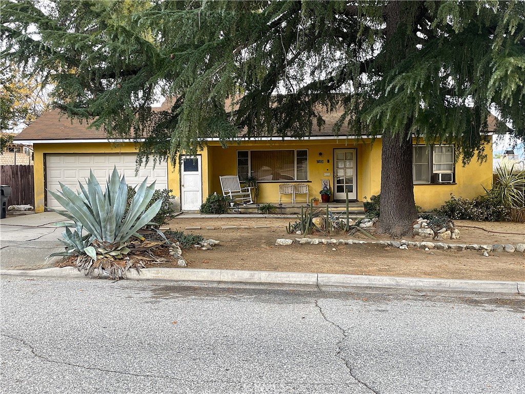 1568 N Alessandro Street | Similar Property Thumbnail