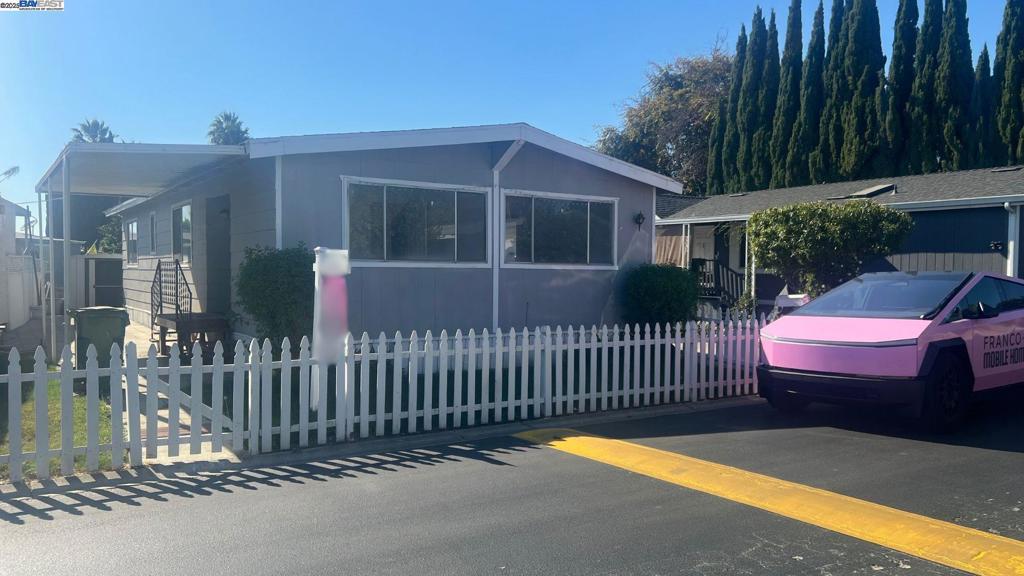 2151 Oakland Rd | Similar Property Thumbnail