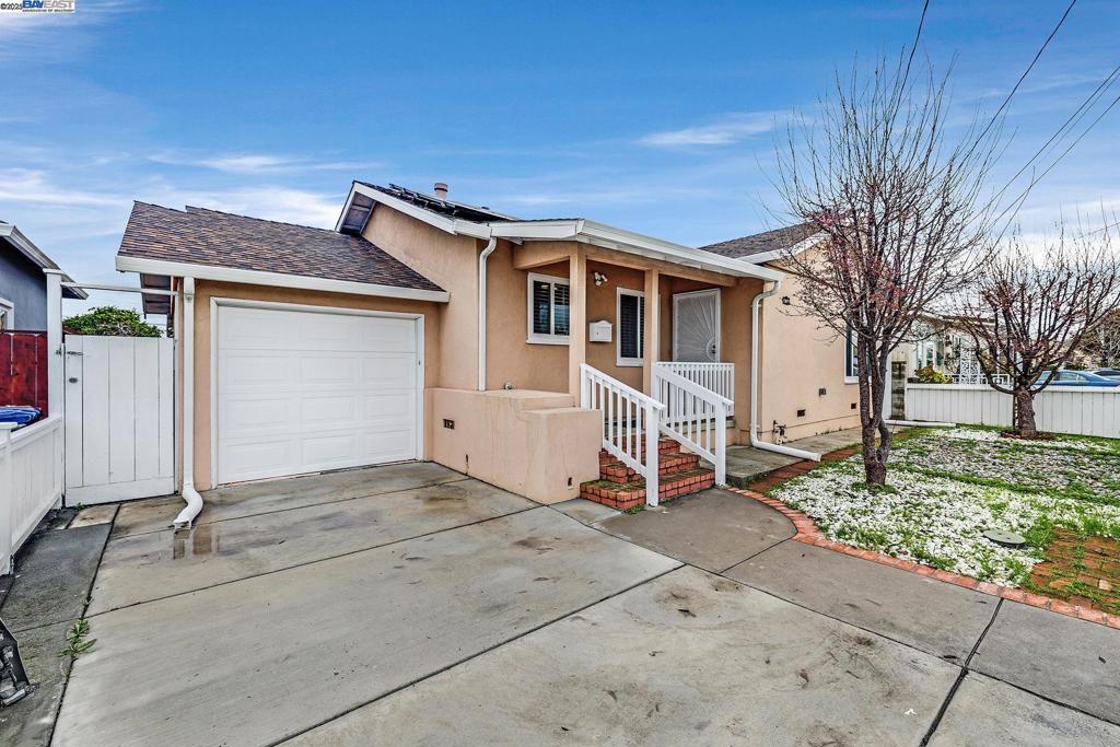 23518 Wright Dr | Similar Property Thumbnail