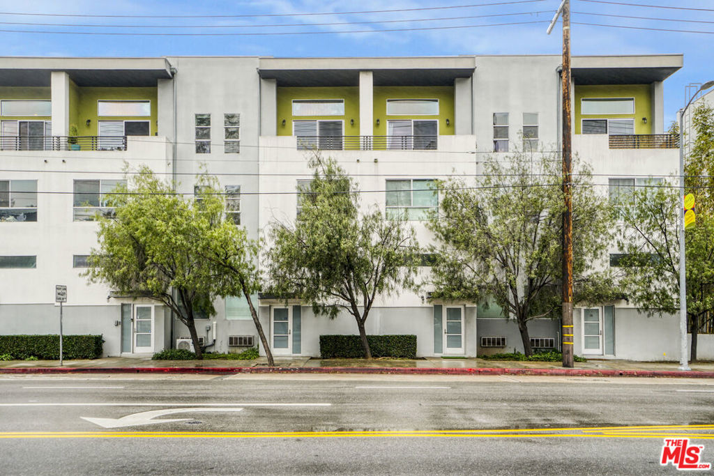 2399 Silver Lake Boulevard, #18 | Similar Property Thumbnail