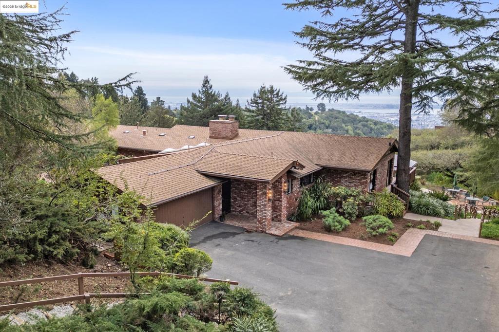 12055 Skyline Blvd | Similar Property Thumbnail