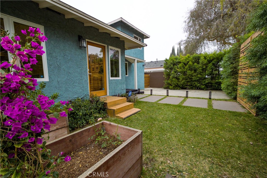 11957 Bray Street | Similar Property Thumbnail