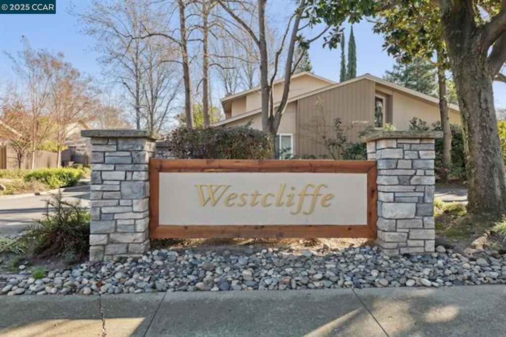 363 Westcliffe Circle | Similar Property Thumbnail 6