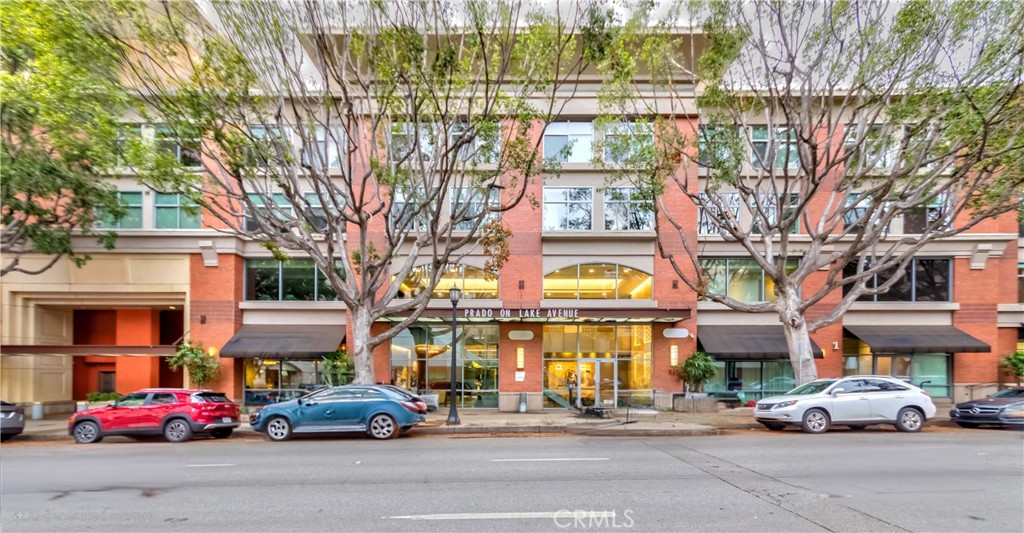 840 E Green Street, #209 | Similar Property Thumbnail