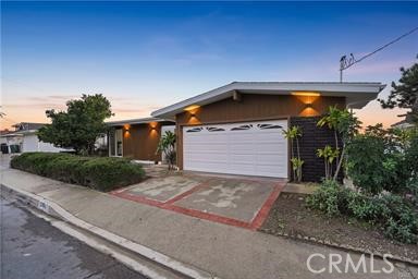 2189 Mcrae Drive | Similar Property Thumbnail 8