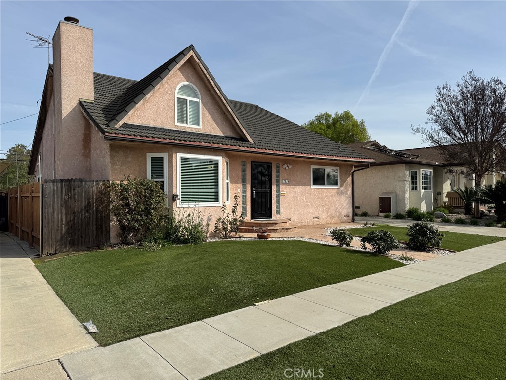 2234 Ximeno Avenue | Similar Property Thumbnail