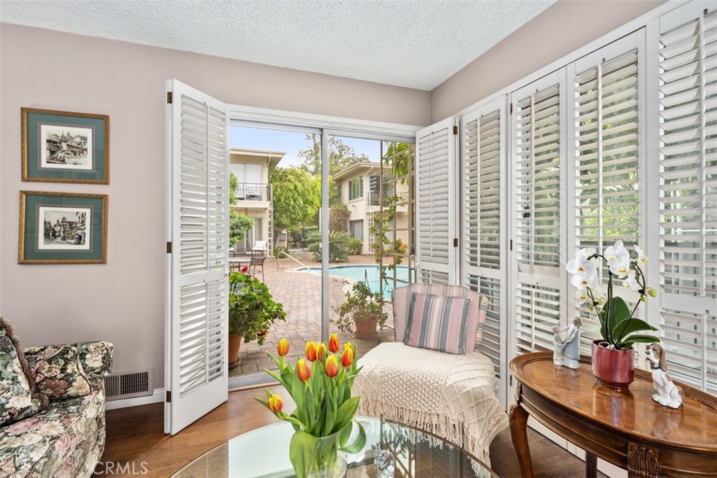 1250 S Orange Grove Boulevard, #8 | Similar Property Thumbnail