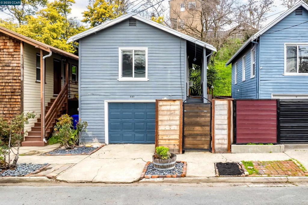 832 Mariposa Ave | Similar Property Thumbnail