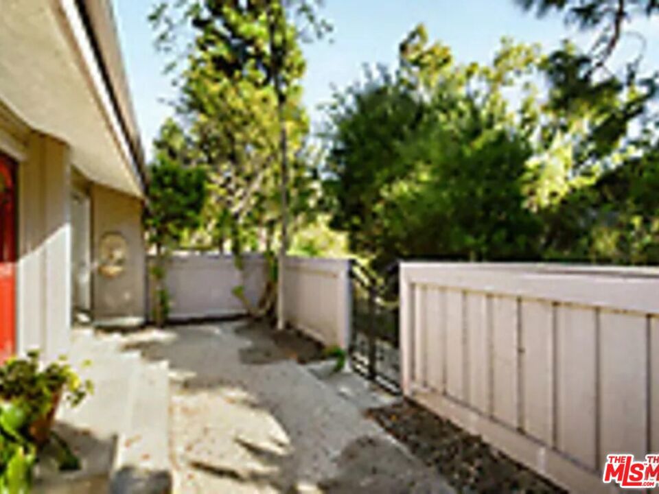 1303 Palisades Drive | Similar Property Thumbnail