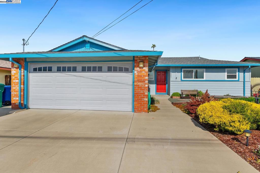 1945 Tulip Ave | Similar Property Thumbnail 7