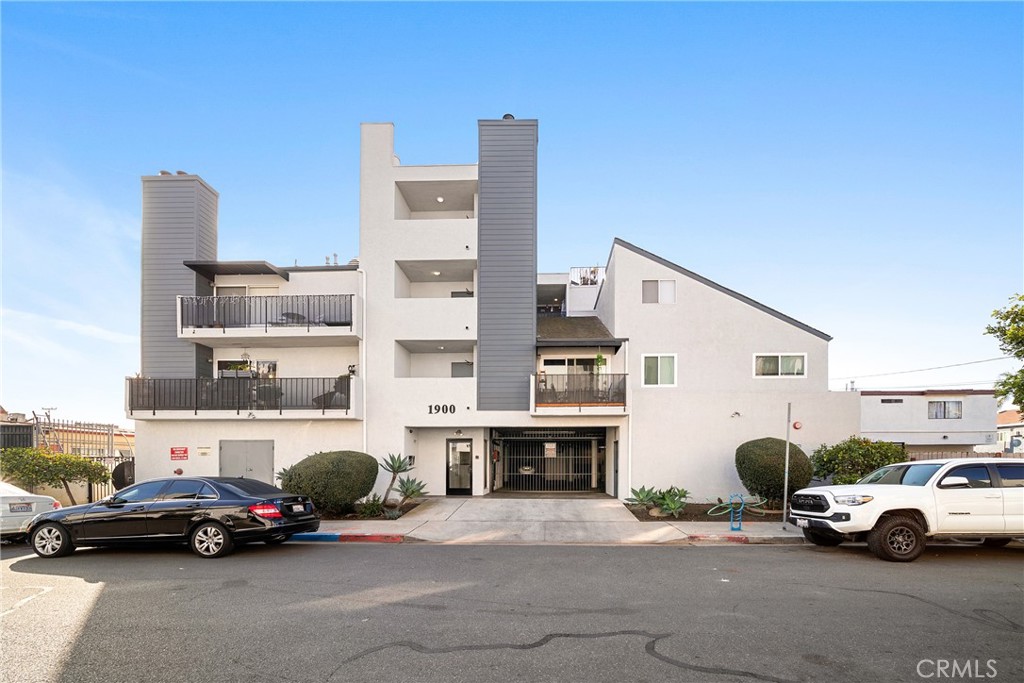 1900 E Beverly Way, #116 | Similar Property Thumbnail