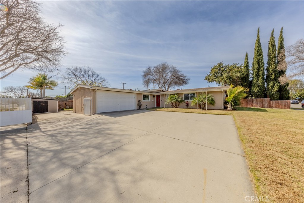 2138 W Niobe Avenue | Similar Property Thumbnail