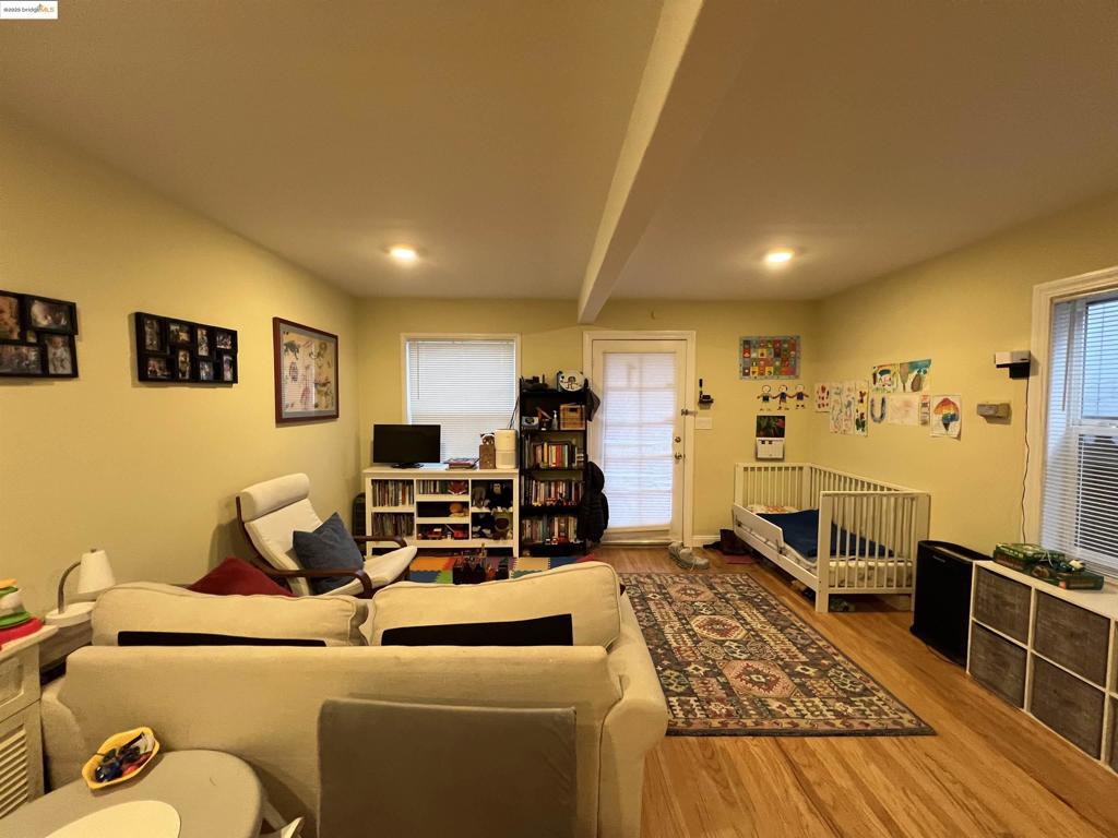 1532 Milvia St | Similar Property Thumbnail 8