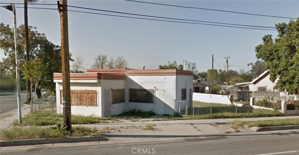 1003 W Rialto Avenue | Similar Property Thumbnail