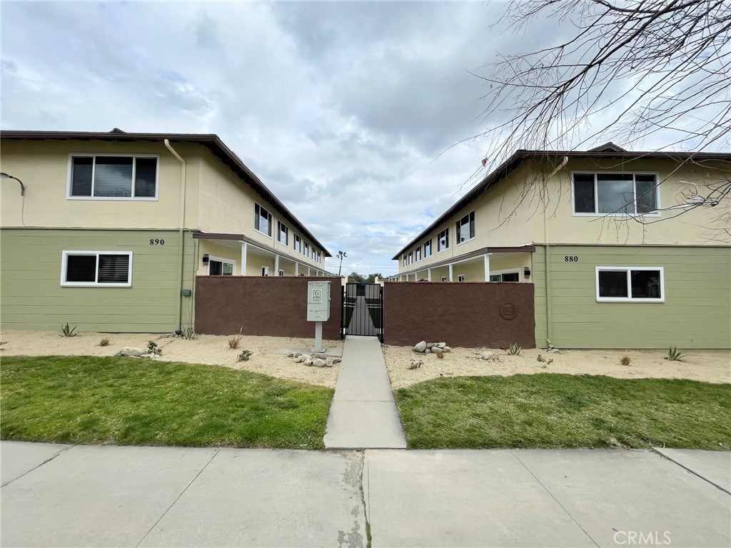 880 N Campus Avenue, #A | Similar Property Thumbnail