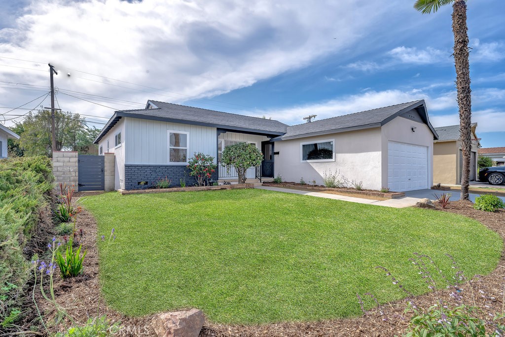 9137 Bartee Avenue | Similar Property Thumbnail