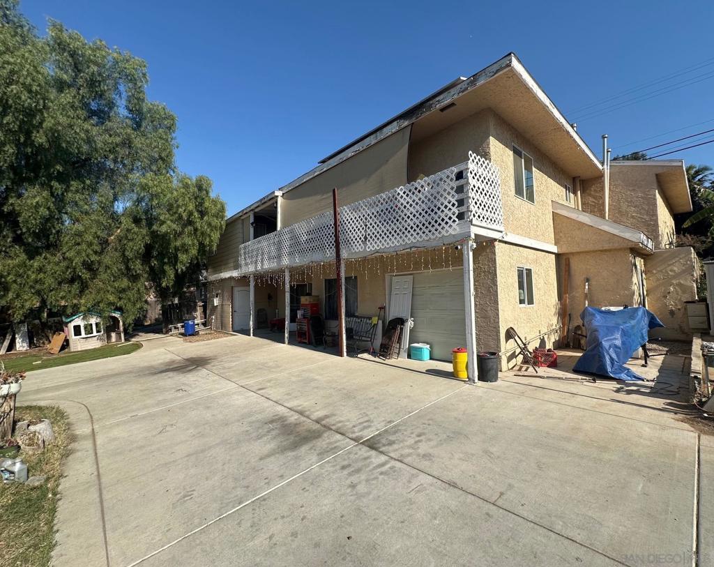 223 S Stagecoach Lane | Similar Property Thumbnail