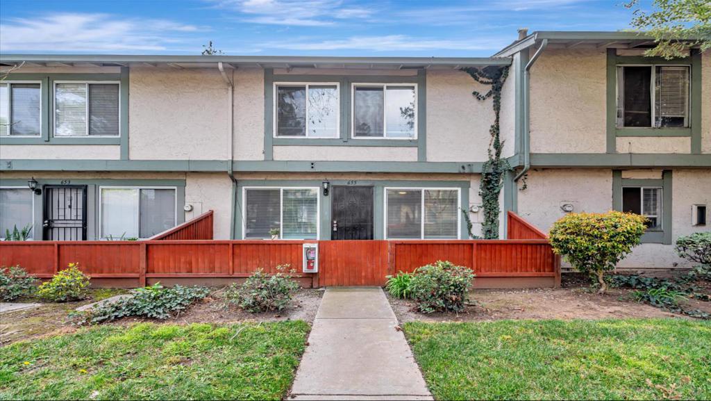 655 Balfour Drive | Similar Property Thumbnail