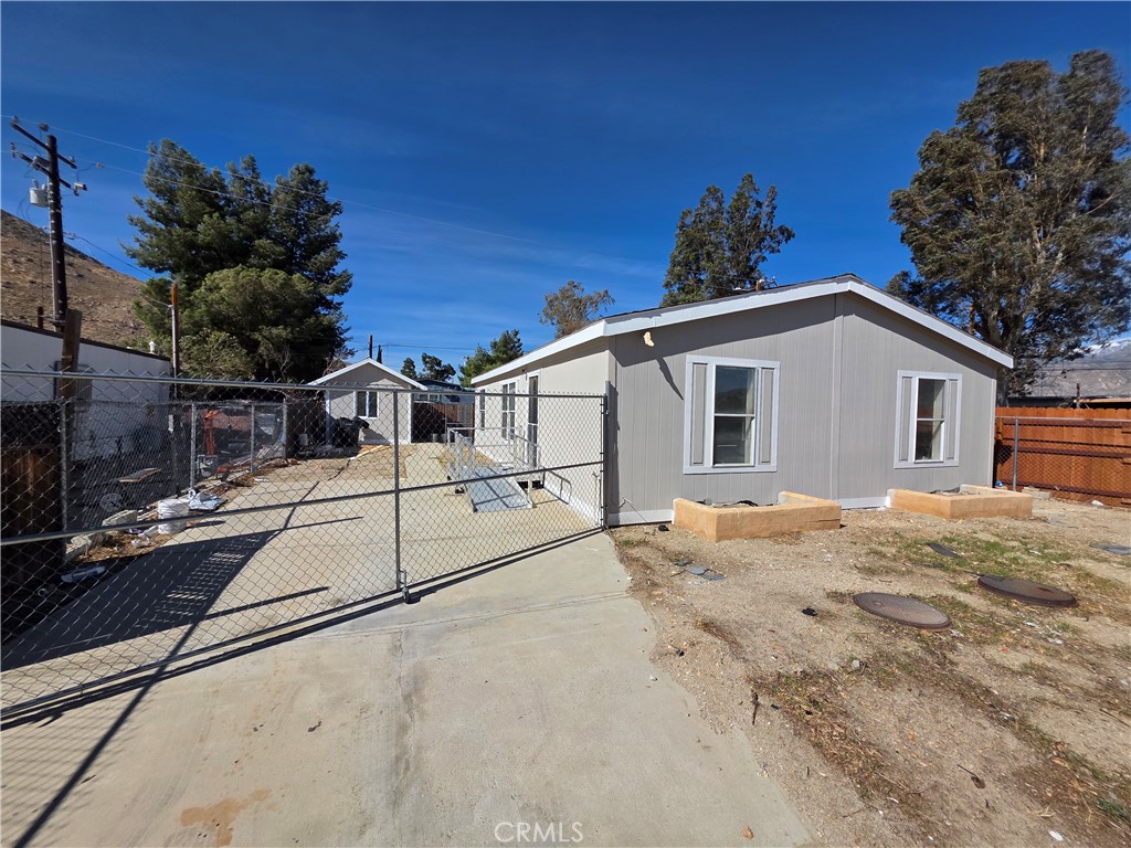 15151 Eucalyptus Street | Similar Property Thumbnail 5