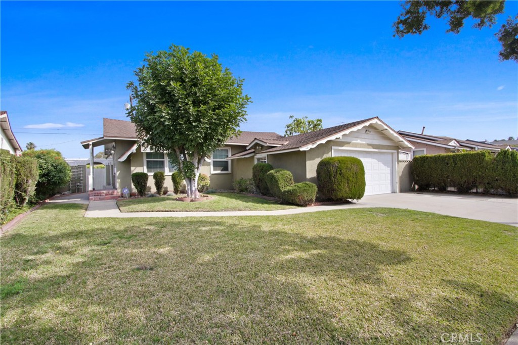 7595 El Capitan Way | Similar Property Thumbnail 1