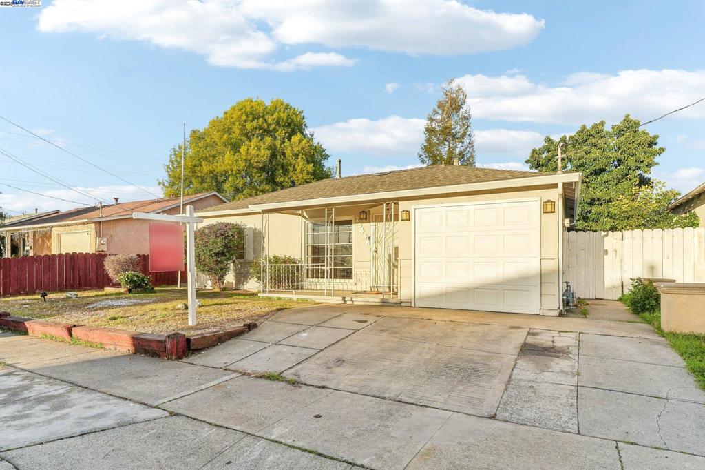 25456 Muir St | Similar Property Thumbnail