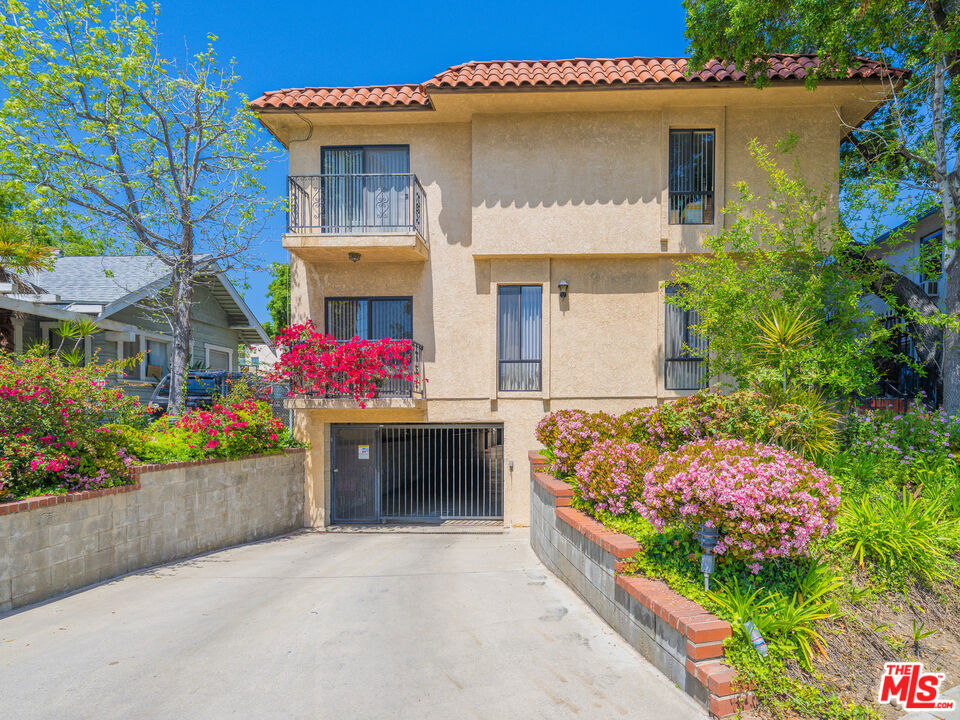 1246 E Lexington Drive, #6 | Similar Property Thumbnail