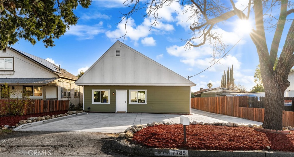 7785 Vineyard Avenue | Similar Property Thumbnail